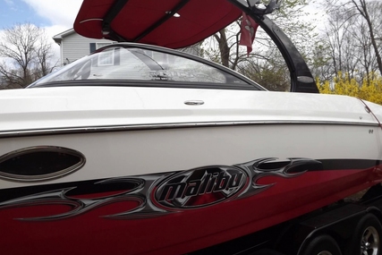 Malibu 25 Sunscape LSV w/ Wakesetter Package for sale in United States of America for $43,900 (£32,990)