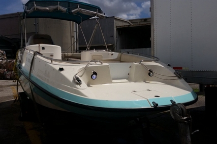 Cobia 256 Sport Deck for sale in United States of America for $12,500 (£9,394)