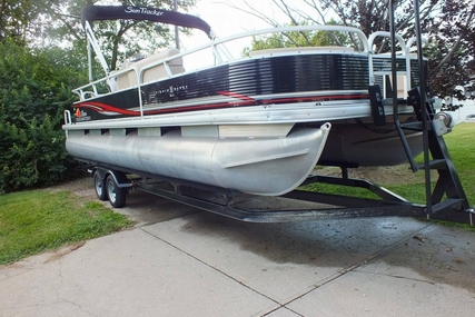 Sun Tracker FISHIN' BARGE 24 DLX for sale in United States of America for $26,000 (£19,539)