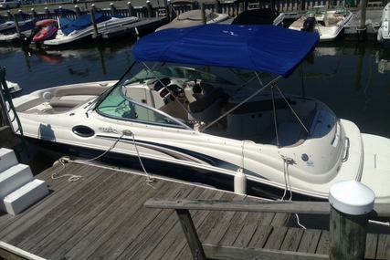Sea Ray 240 Sundeck for sale in United States of America for $22,500 (£15,805)