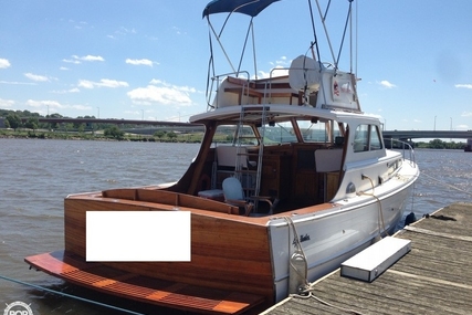 Egg Harbor 37 Express Flybridge for sale in United States of America for $25,000 (£19,605)
