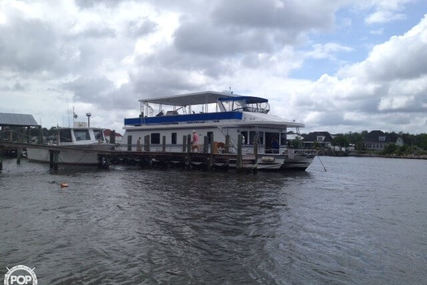 New Orleans Custom Houseboat for sale in United States of America for $165,000 (£127,102)