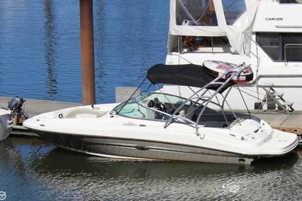 Sea Ray 220 Sundeck for sale in United States of America for $39,000 (£30,543)
