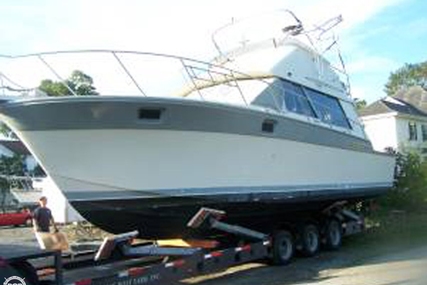 Silverton 40 Convertible for sale in United States of America for $37,000 (£28,698)