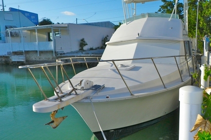 Bertram 33 Flybridge Cruiser for sale in United States of America for $29,900 (£23,835)