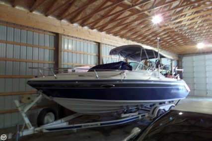 Rinker Festiva Vee 230 for sale in United States of America for $14,500 (£10,897)
