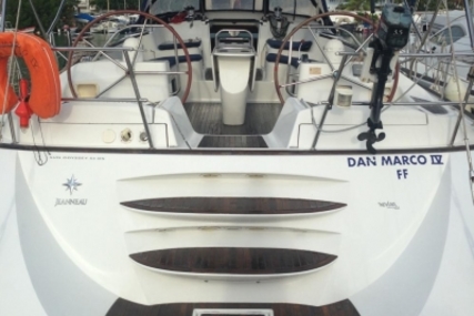 Jeanneau Sun Odyssey 54 DS for sale in France for €205,000 (£177,078)