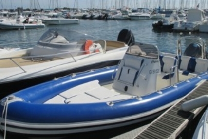 Cobra 7.5 Nautique for sale in France for €33,500 (£29,949)