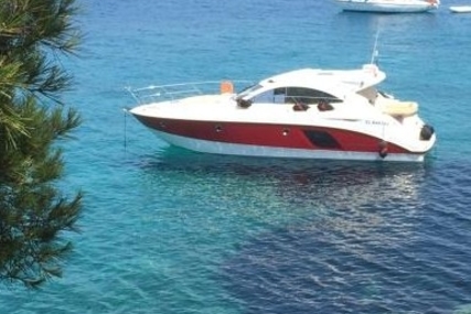 Beneteau Monte Carlo 47 Hard Top for sale in France for €215,833 (£189,685)