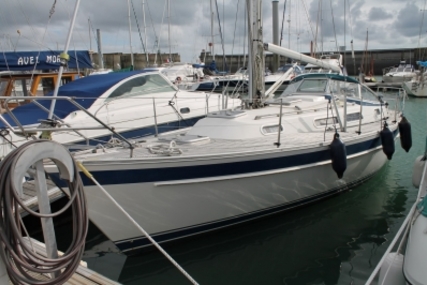 Hallberg-Rassy 31 MK II for sale in France for €99,500 (£85,146) Hallberg-Rassy 31 MK II for sale in France for €99,500 (£85,146)