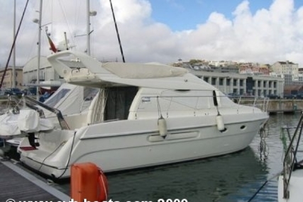 Azimut Yachts 40 for sale in Portugal for 147.500 € (130.106 £) Azimut Yachts 40 for sale in Portugal for 147.500 € (130.106 £)