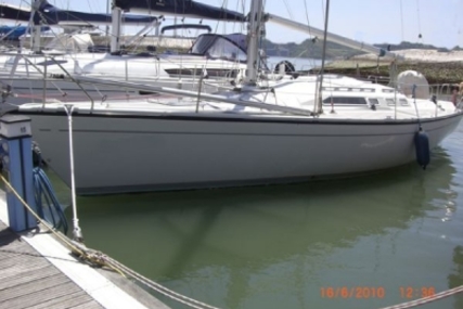 Dehler 37 CWS for sale in Portugal for €68,000 (£59,566)