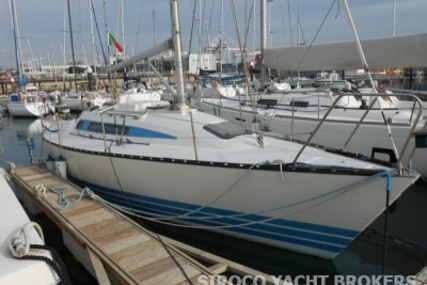 X-Yachts X-342 for sale in Portugal for €40,000 (£35,039)