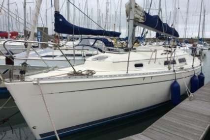 Hanse 311 for sale in Ireland for 30,000 € (26,157 £)