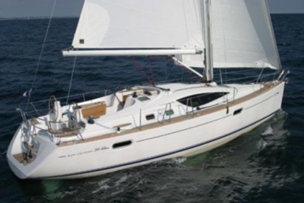 Jeanneau Sun Odyssey 39 DS for sale in Ireland for €104,950 (£91,573)