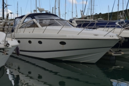 Princess V40 for sale in Portugal for €125,000 (£108,683)