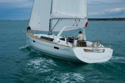 Beneteau Oceanis 45 for sale in France for €214,000 (£187,019)