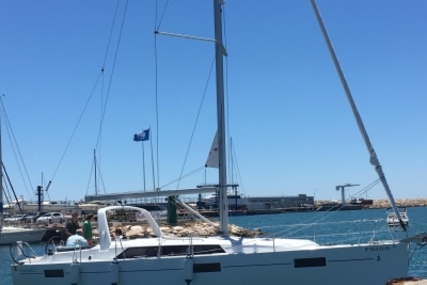Beneteau Oceanis 41.1 for sale in Spain for €189,583 (£166,065)