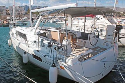 Beneteau Oceanis 41.1 (2 Heads) for sale in for £300,000 Beneteau Oceanis 41.1 (2 Heads) for sale in for £300,000