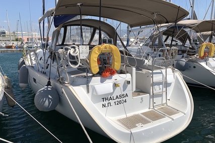 Beneteau Oceanis 423 for sale in Greece for £86,000
