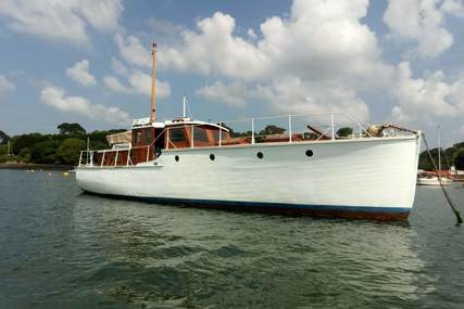 Custom Silvers twin screw motor yacht for sale in United Kingdom for £27,500