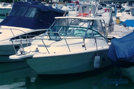 Pursuit 2650 for sale in Italy for €33,000 (£29,067)