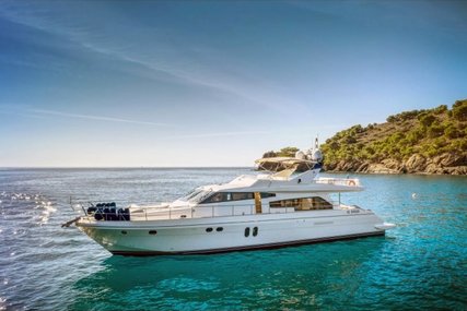 Couach 2200 for sale in for €530,000 (£439,805)