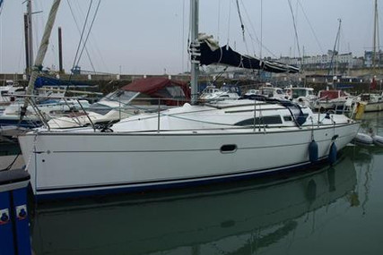 Jeanneau Sun Odyssey 32 for sale in United Kingdom for £39,950