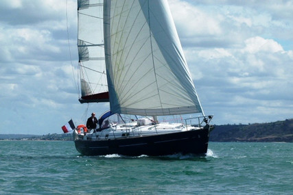 Beneteau Oceanis 411 Celebration for sale in France for €80,000 (£66,925)