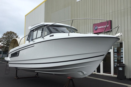Jeanneau Merry Fisher 795 for sale in France for €72,500 (£65,325)