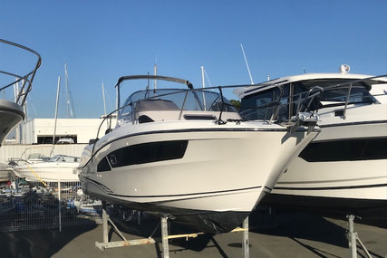 Jeanneau Cap Camarat 9.0 wa for sale in France for €86,000 (£77,387)
