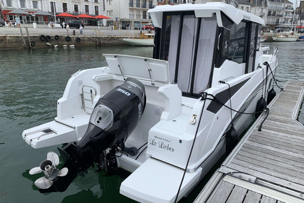 Beneteau Barracuda 9 for sale in France for €99,000 (£88,085)