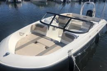 Bayliner Element E6 for sale in France for €30,990 (£27,772)