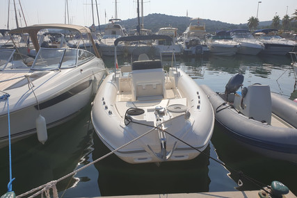 Nuova Jolly 700 for sale in France for €49,000 (£43,393)
