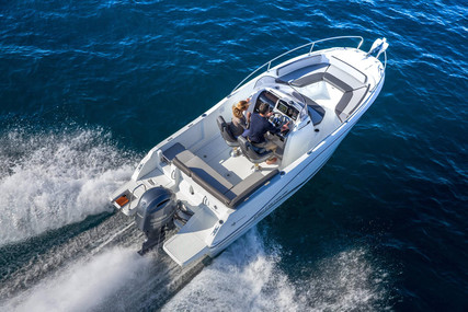 Jeanneau CAP CAMARAT 6.5 CC Série 2 for sale in France for €36,000 (£30,116)