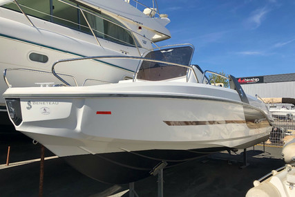 Beneteau Flyer 6 Sundeck for sale in France for €29,500 (£26,437)