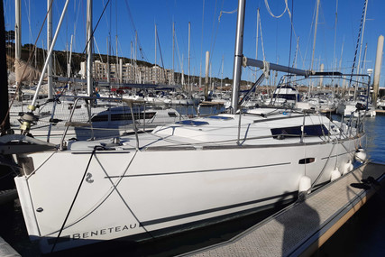 Beneteau Oceanis 34 for sale in France for €71,000 (£59,396)