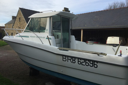 Jeanneau Merry Fisher 635 for sale in France for €13,500 (£11,303)