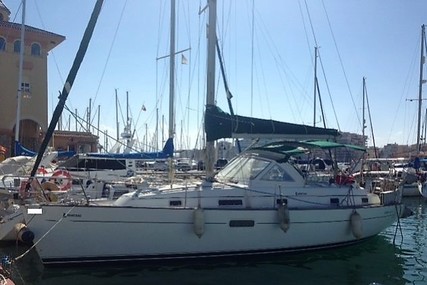 Beneteau Oceanis 36 CC for sale in Spain for €51,300 (£43,627) Beneteau Oceanis 36 CC for sale in Spain for €51,300 (£43,627)