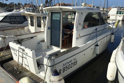 Beneteau Antares 760 for sale in France for €32,500 (£29,131)