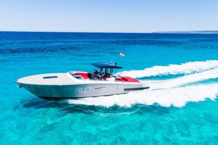 Canados Gladiator 428 for sale in Spain for €419,000 (£375,721) Canados Gladiator 428 for sale in Spain for €419,000 (£375,721)