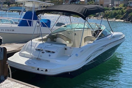 Sea Ray 220 Sundeck for sale in United States of America for $27,800 (£22,662)