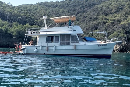 Mainship 400 for sale in France for €170,000 (£152,440)