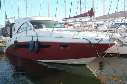Sea Ray 355 Sundancer for sale in France for €149,000 (£133,345)