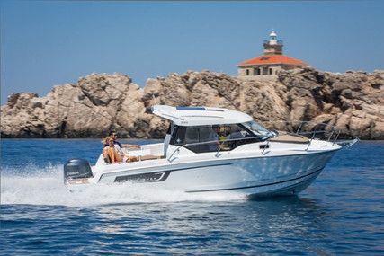 Jeanneau Merry Fisher 795 for sale in Italy for €31,420 (£27,825)