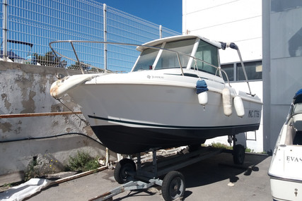 Jeanneau Merry Fisher 580 for sale in France for €14,800 (£13,048)