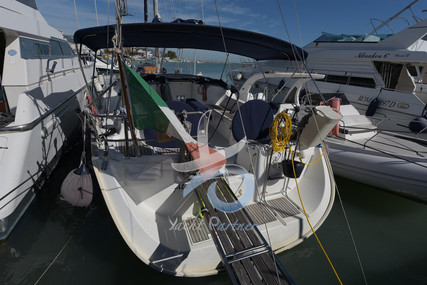Beneteau Oceanis 473 for sale in Italy for €110,000 (£96,392)