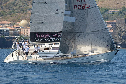 Elan 431 for sale in Italy for €58,000 (£52,068)
