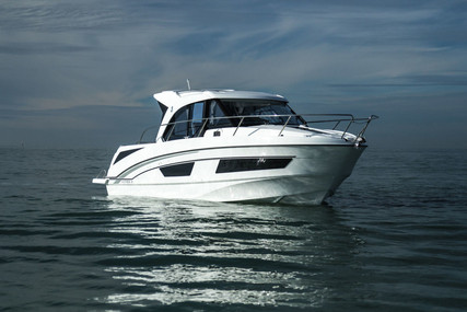 Beneteau Antares 9 for sale in France for €110,000 (£98,638)