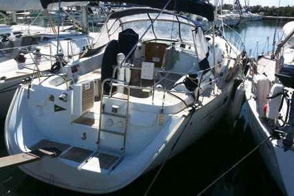 Beneteau Oceanis 423 for sale in Italy for €85,000 (£74,485)